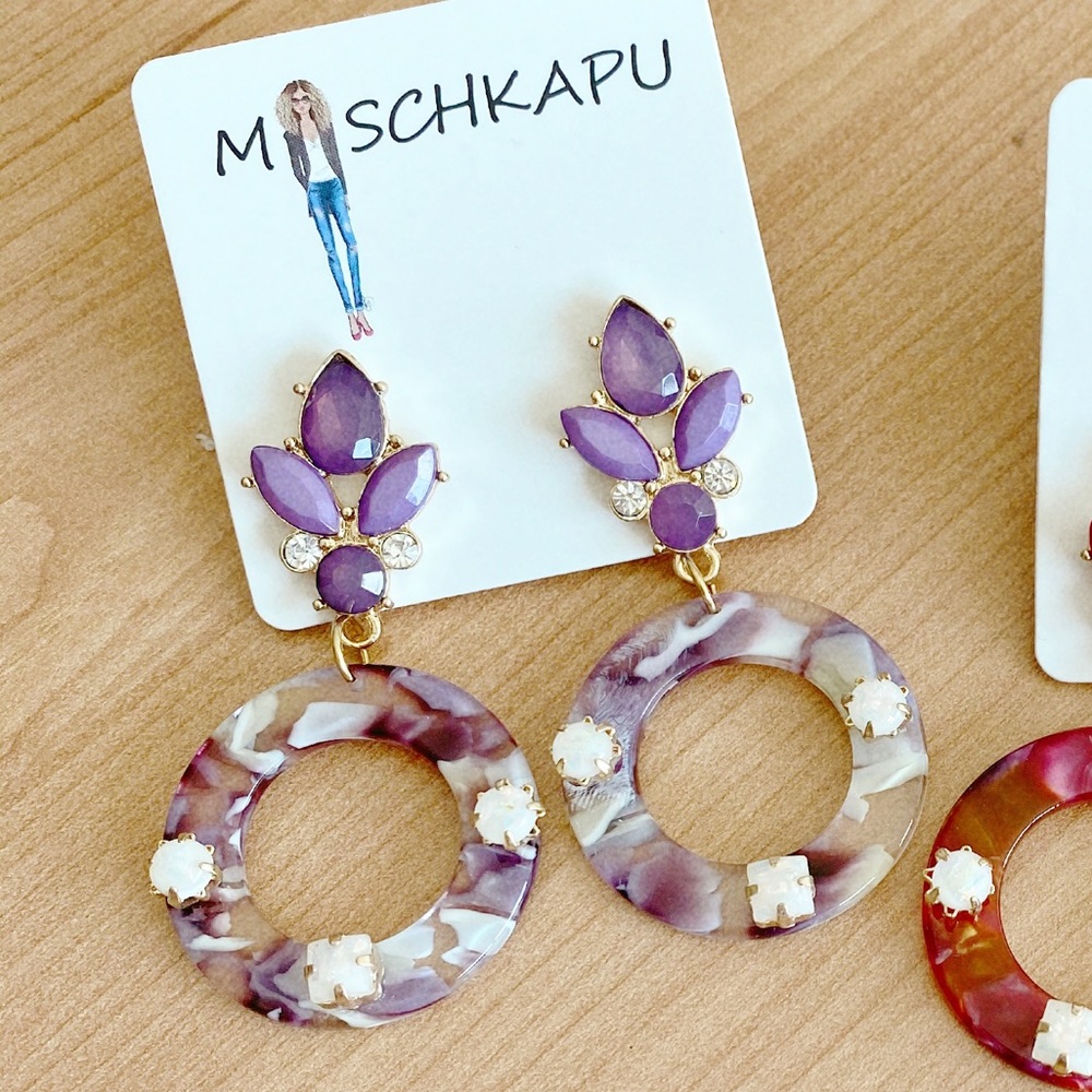 BLUE RESIN DROP EARRINGS (Y01)